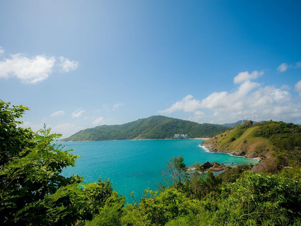 Grand Nai Harn Suites Rawai Esterno foto