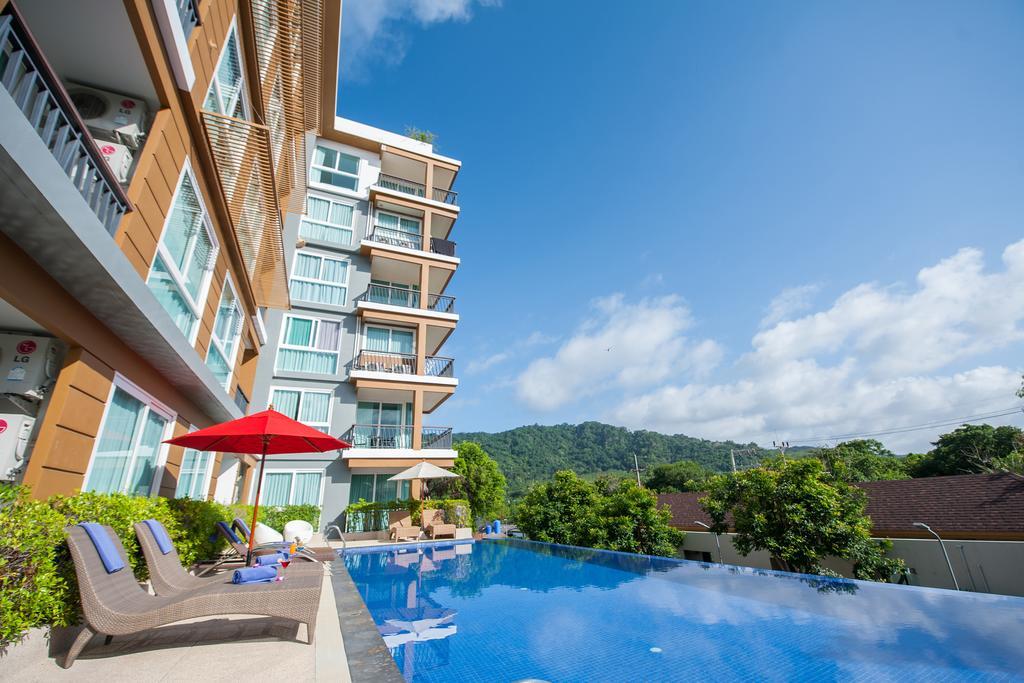 Grand Nai Harn Suites Rawai Esterno foto